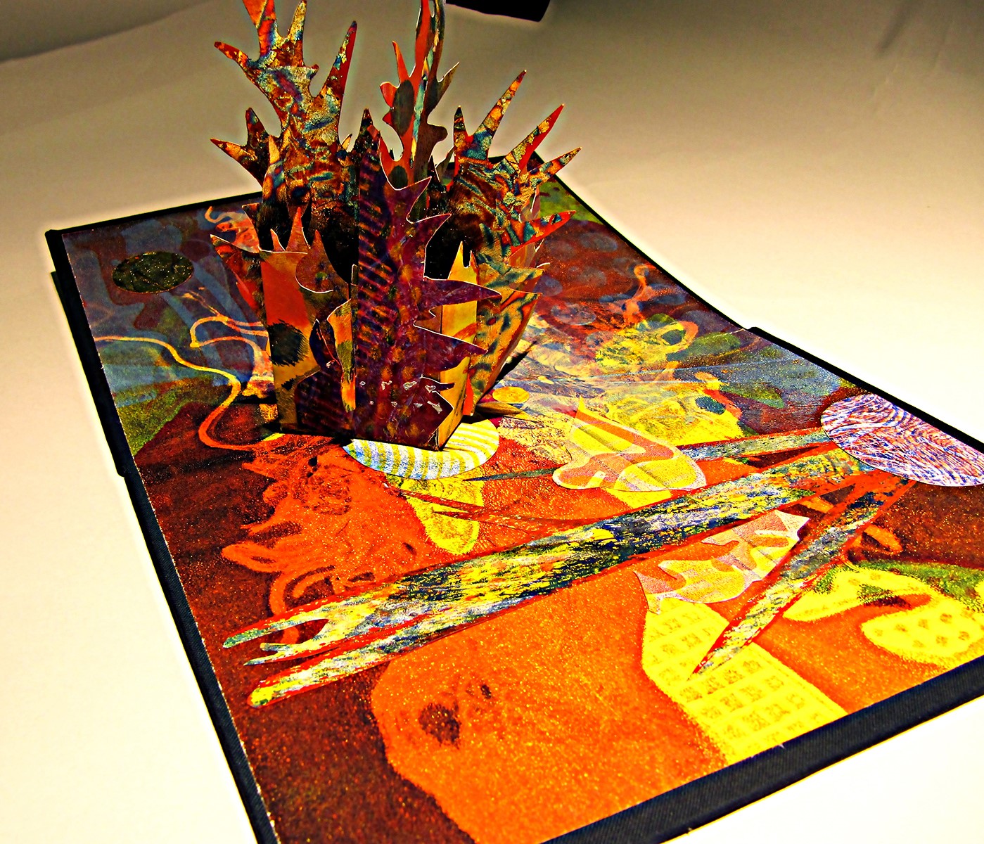 Tamar Etingen: "Bonfire"